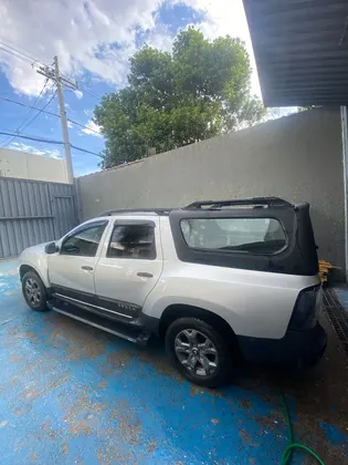 Capotas para Renault Oroch - foto